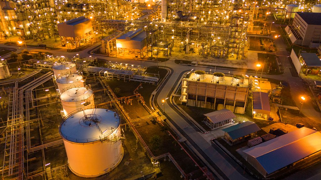 Unearthing efficiency, a strategic analysis of AI and automation in the oil & gas industry.